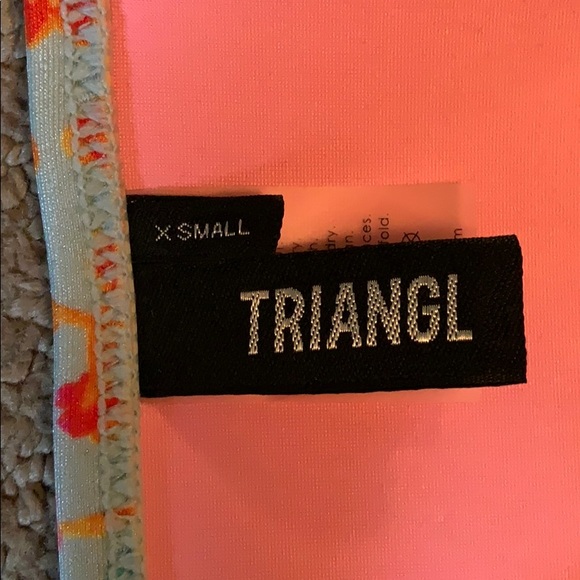 Cheeky bathing suit bottoms - Picture 3 of 3